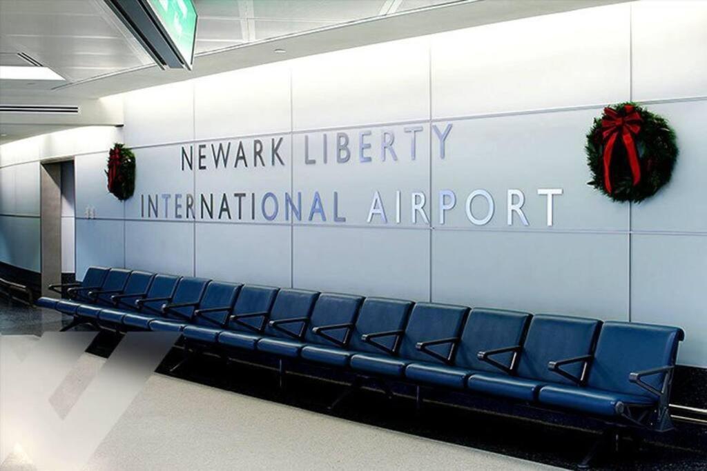 Beautiful 2Br Apt/Ewr Airport/King /Free Parking Newark Esterno foto